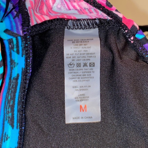 NEW 2-Piece Sporty Bikini Set Swimsuit Size M - Picture 5 of 8